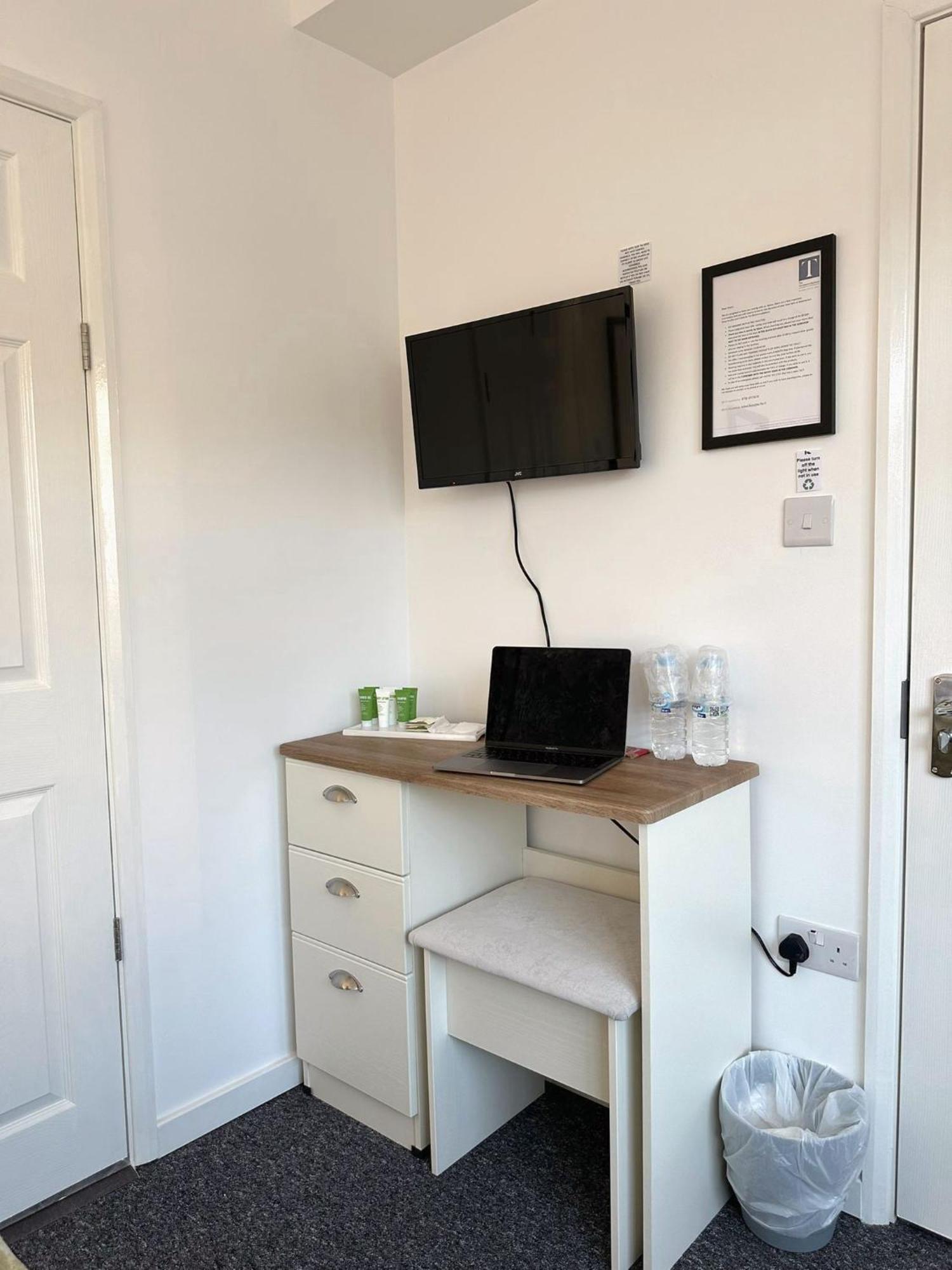 Newmarket Road Studios And Suites By Tas Accommodations 캠브리지 외부 사진