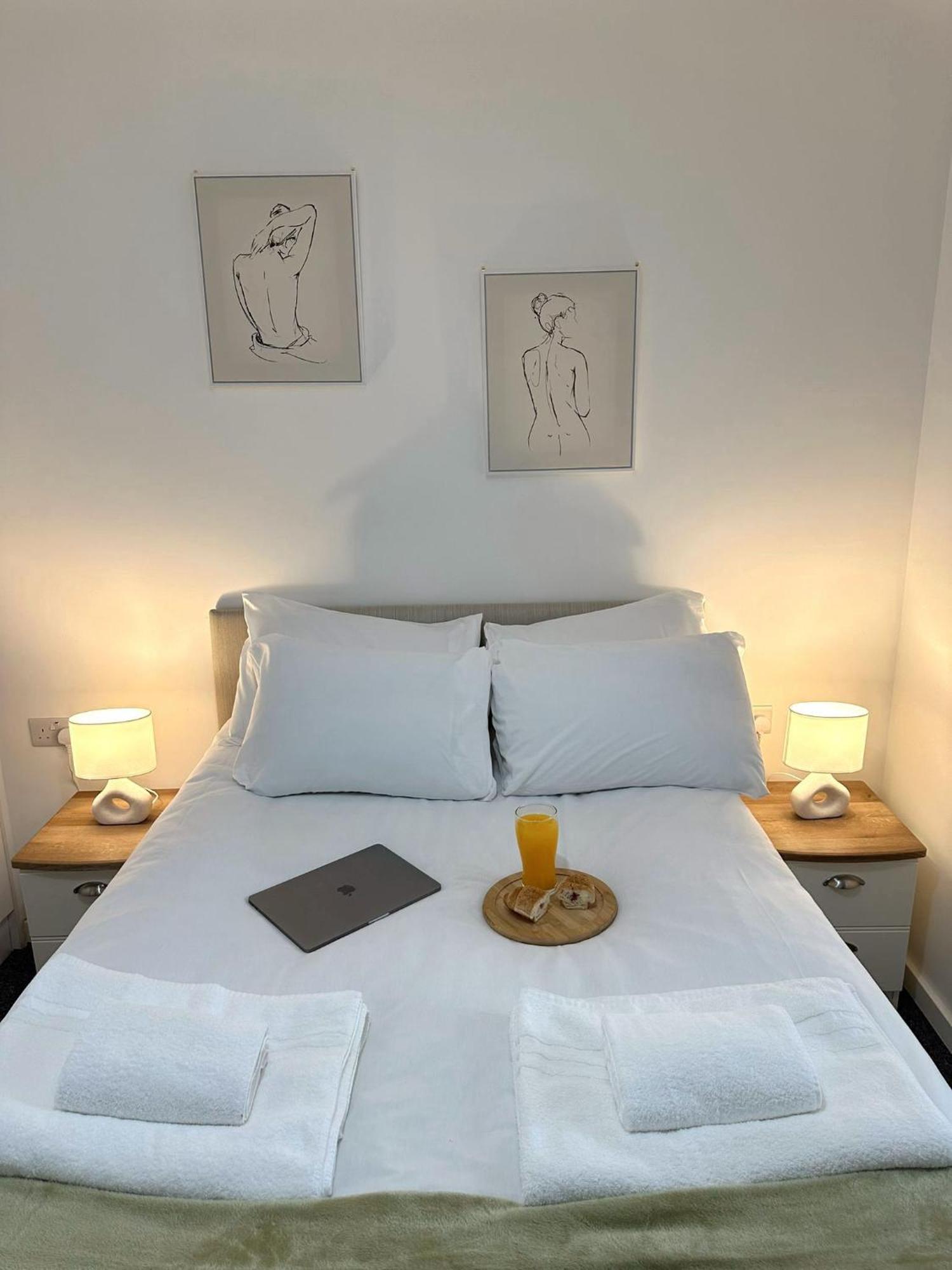Newmarket Road Studios And Suites By Tas Accommodations 캠브리지 외부 사진