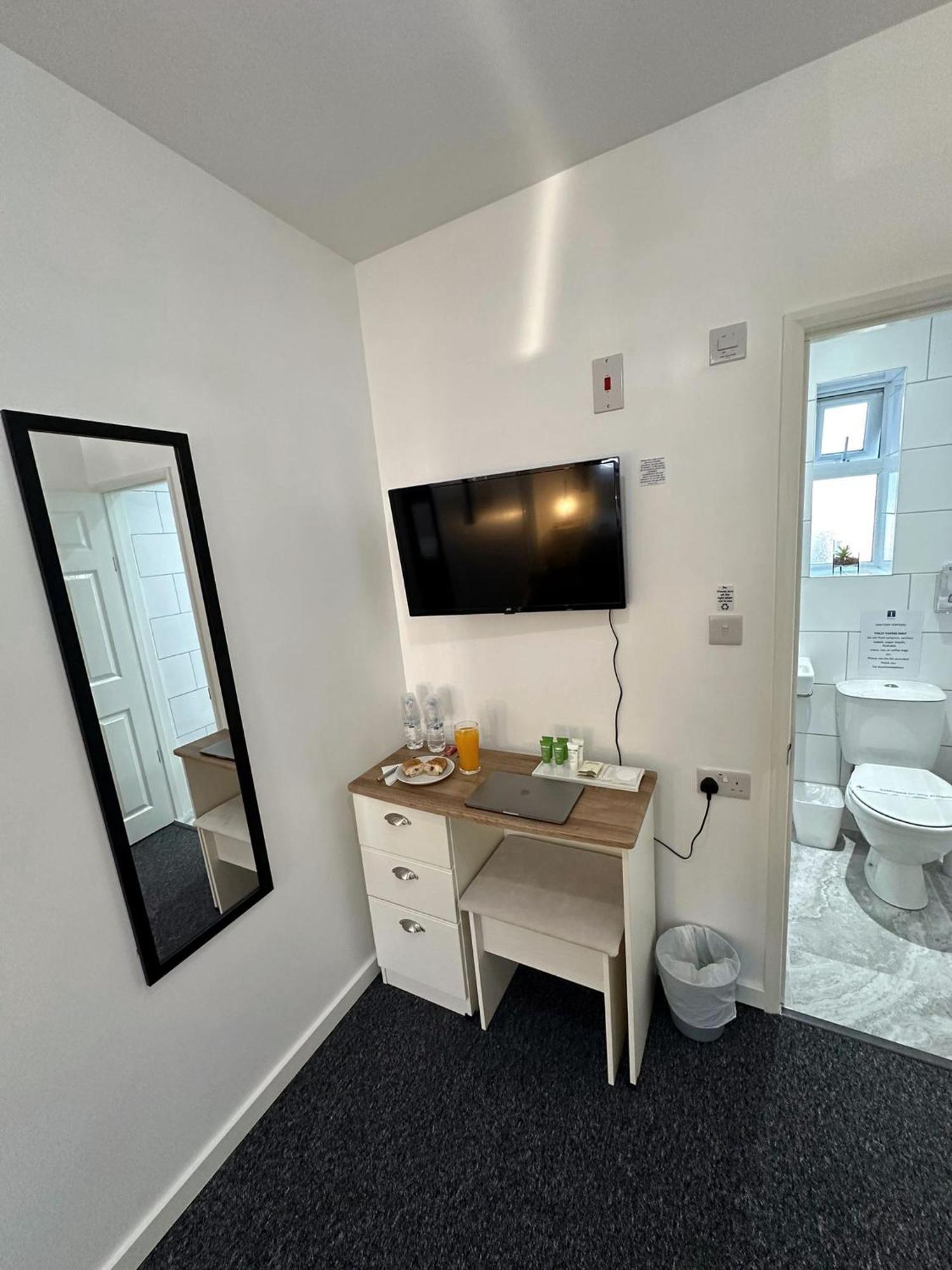 Newmarket Road Studios And Suites By Tas Accommodations 캠브리지 외부 사진