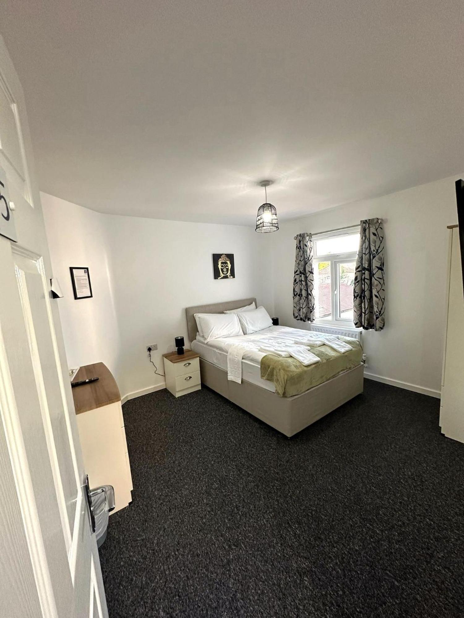 Newmarket Road Studios And Suites By Tas Accommodations 캠브리지 외부 사진
